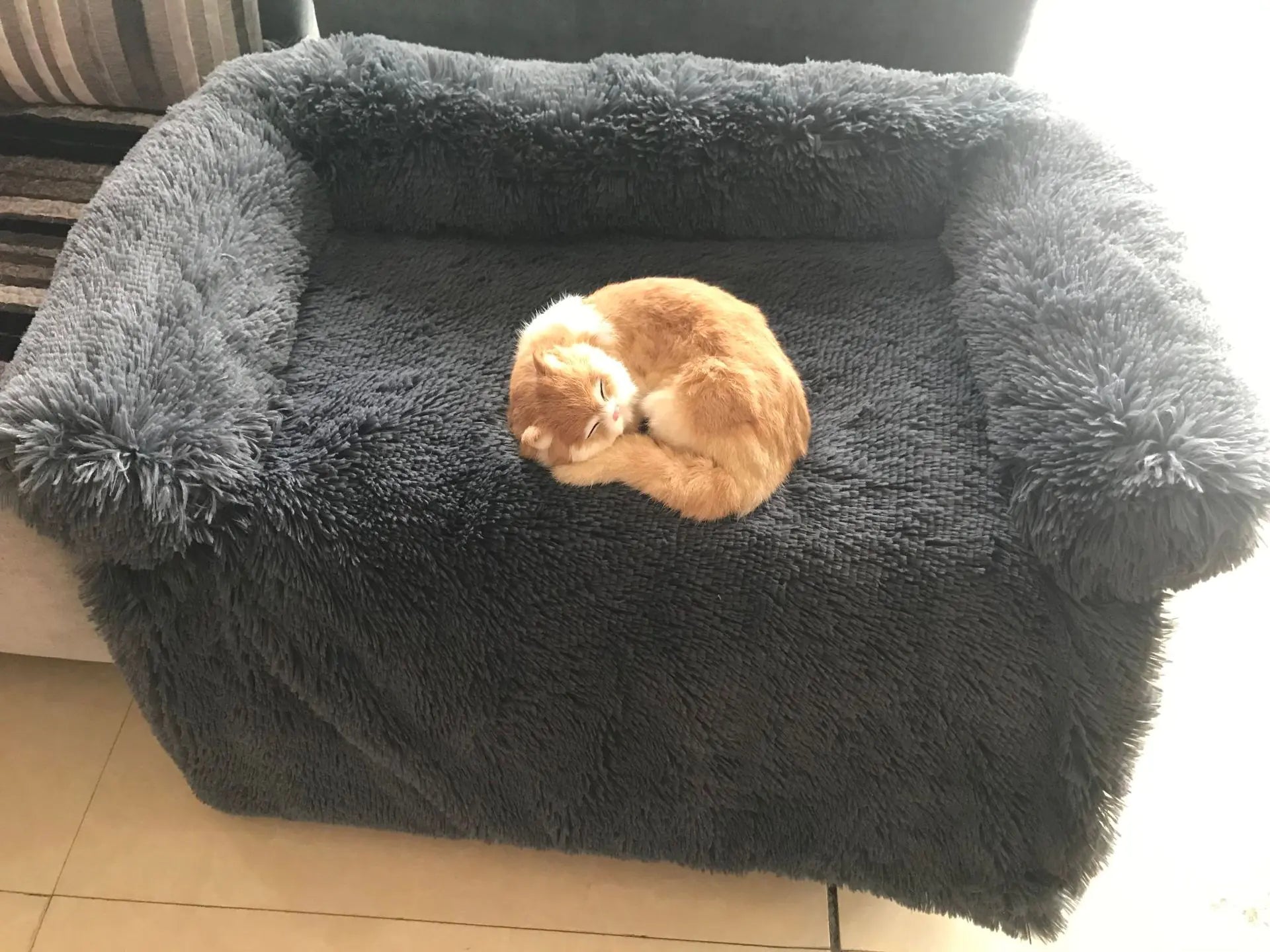 Plush Washable Blanket for Pets
