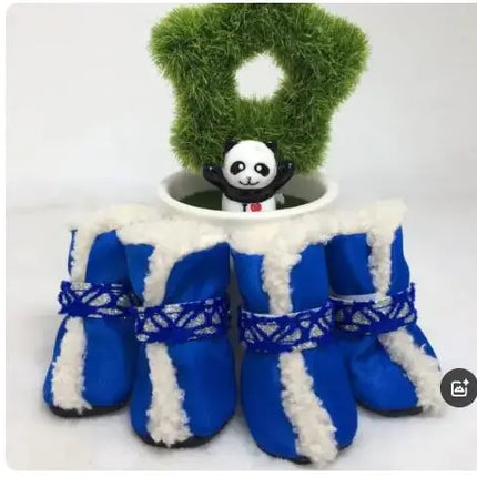 Christmas Padded Pet Boots – Red or Blue