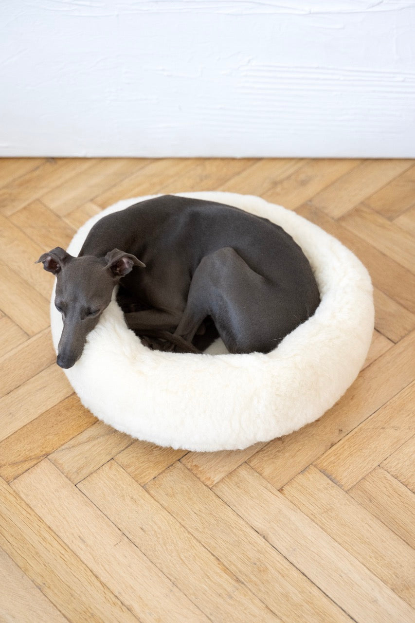 Round Natural Wool Pet Bed - White-0